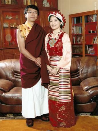 Khondung Gyana Vajra Rinpoche with his wife, Dagmo Sonam Palkyi
